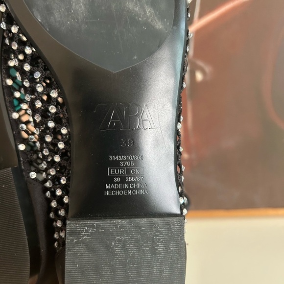 Zara Black Mesh Rhinestone Flats 39 like new - Picture 16 of 16